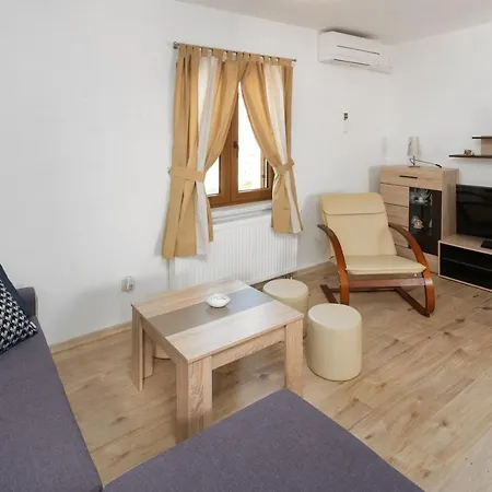Casa Olea Nyaraló Kaštelir