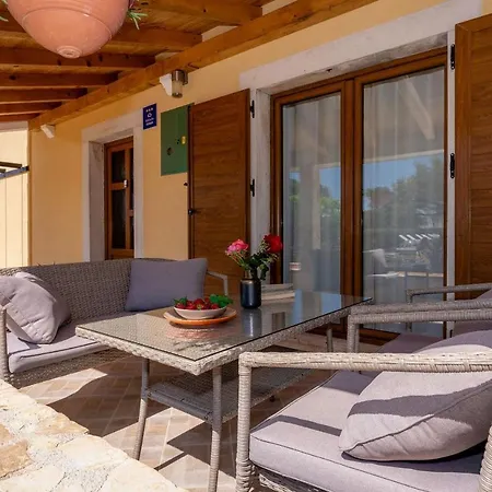Casa Olea Kaštelir