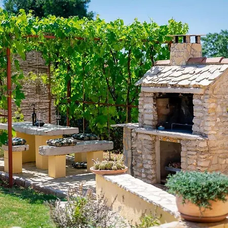 Casa Olea Nyaraló Kaštelir